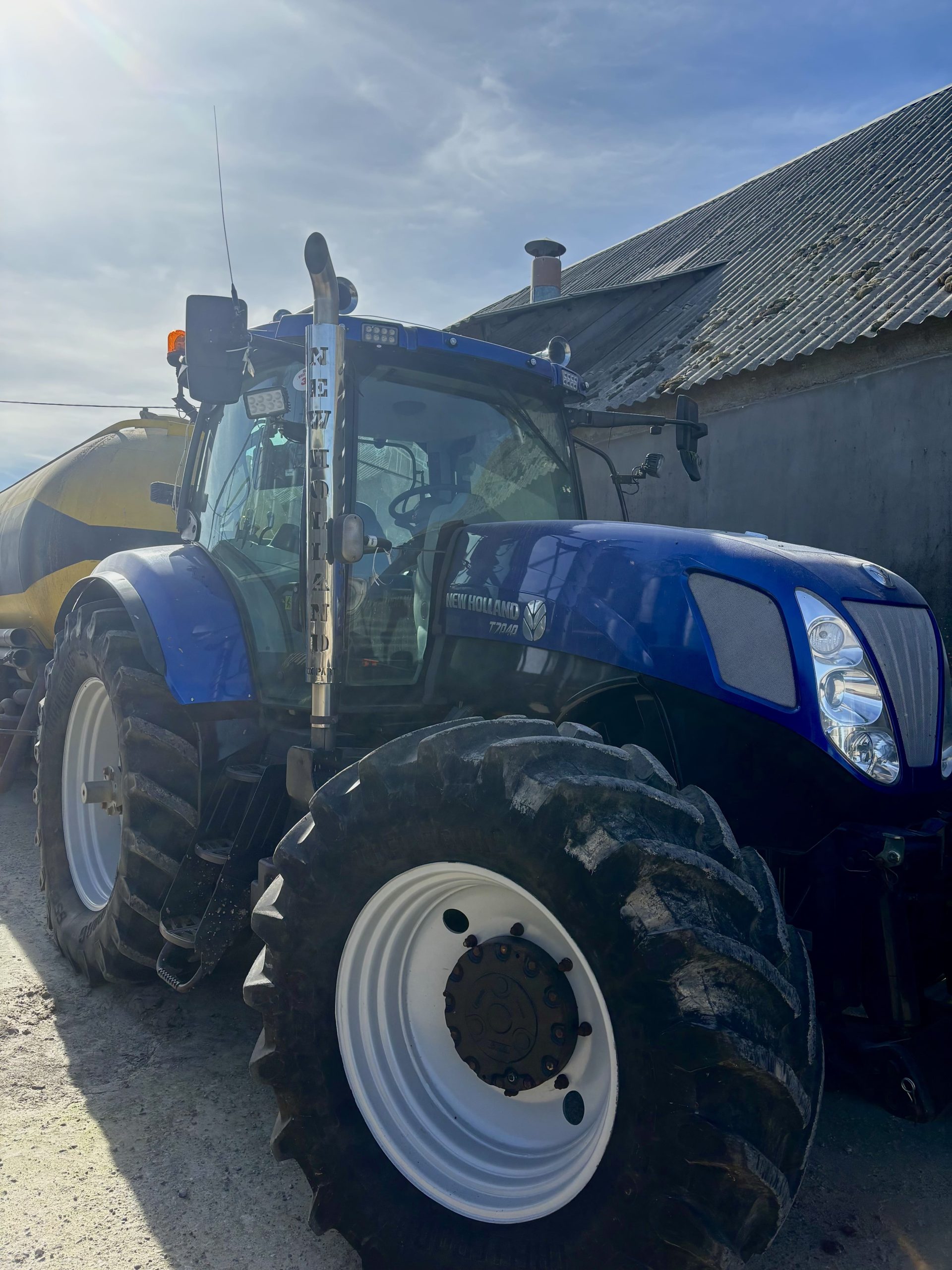new holland t7050 t7070-min